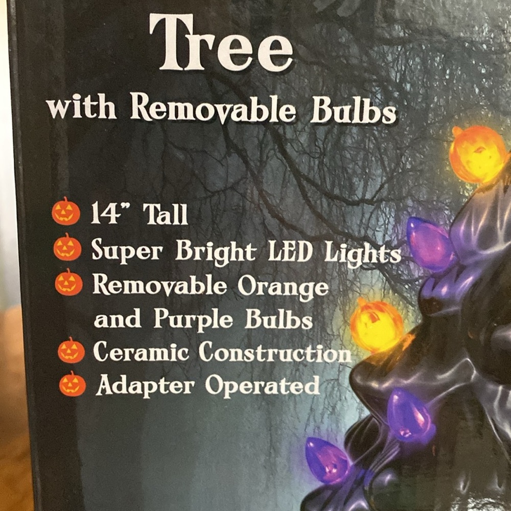 Halloween tree - Picture 3 of 4
